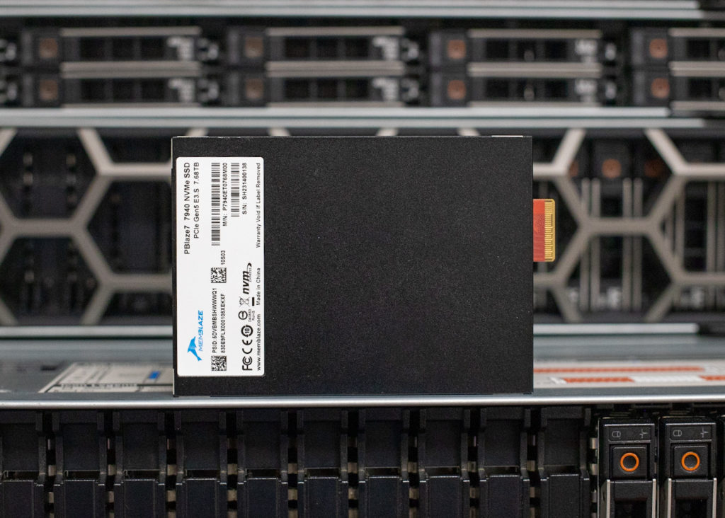 Memblaze PBlaze7 7940 Gen5 Enterprise SSD Review